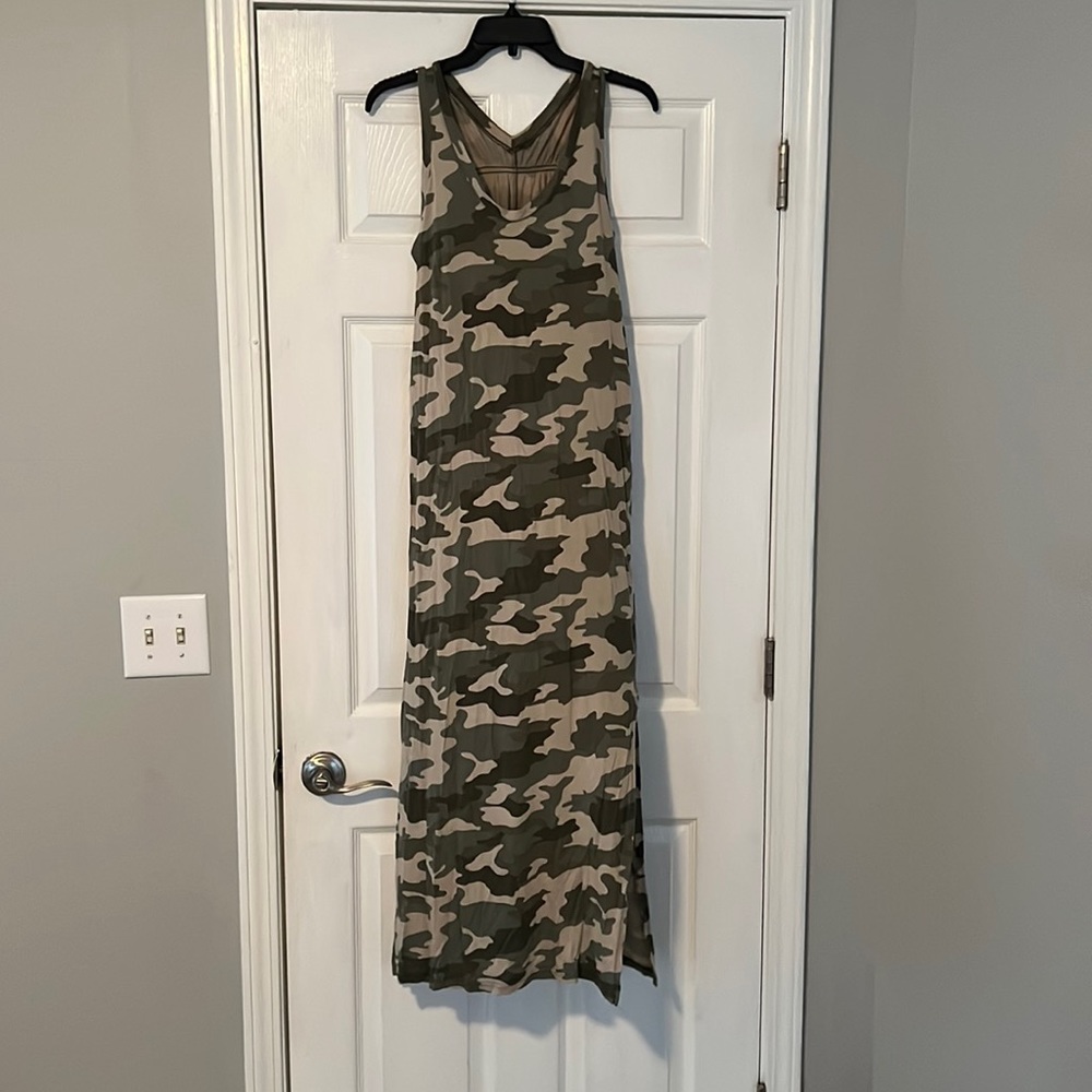 Camo maxi dress with 2 slits in the side